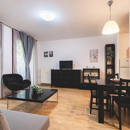 Kazinczy Street Terrace *